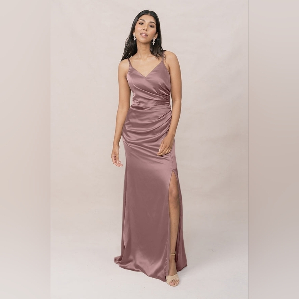 Revelry Rory Satin Fitted V Neck Maxi  Bridesmaid Dress 18 Dessert Rose